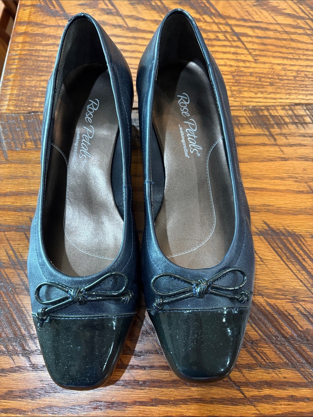 Navy Bow-Accent Cap-Toe Ballet Flats